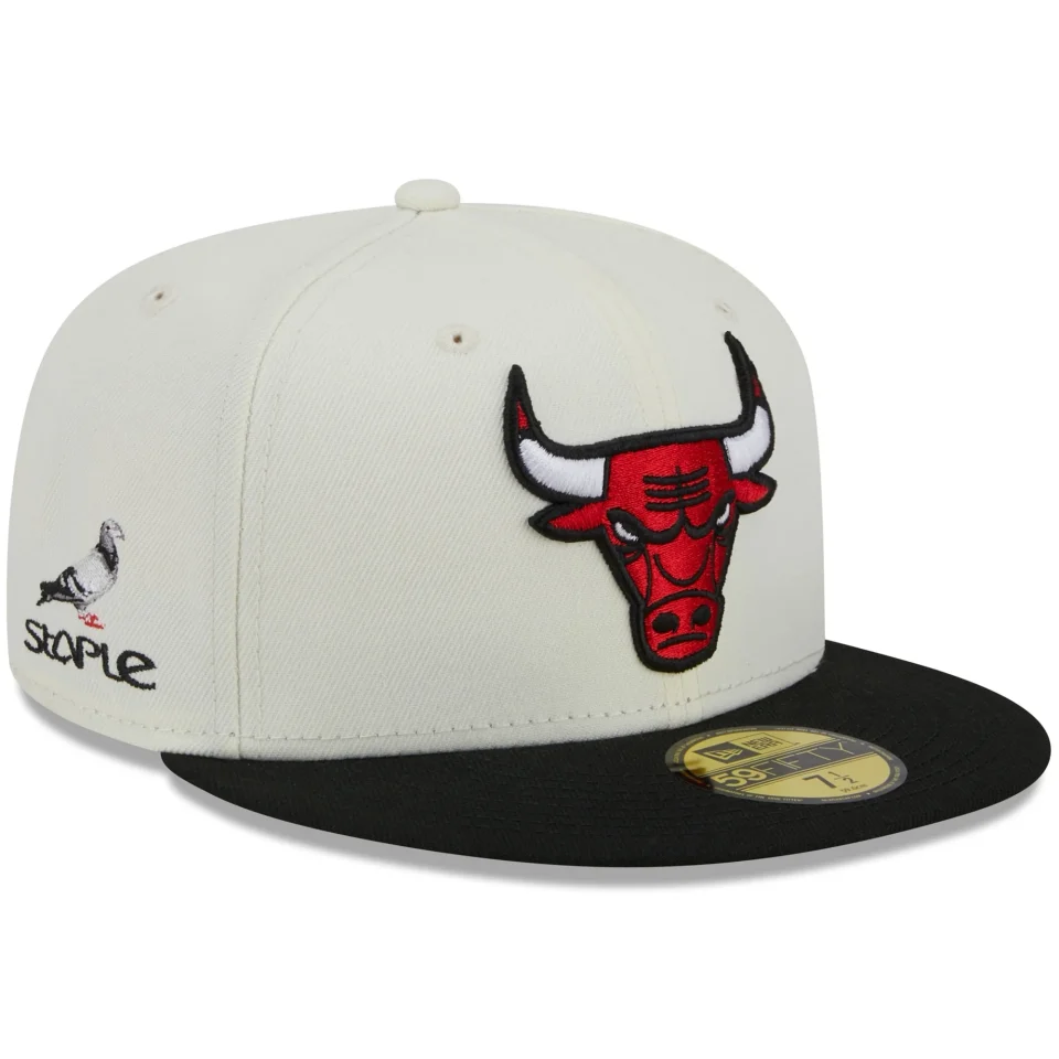 Cooking Men's New Era x Staple Cream/Black Chicago Bulls NBA x Staple Two-Tone 59FIFTY Fitted Hat