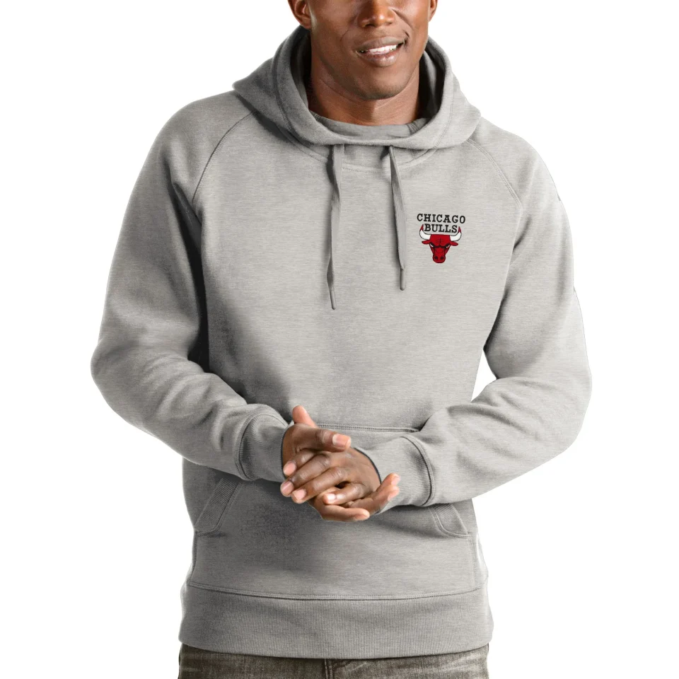 Best-Selling Men's Antigua Heathered Gray Chicago Bulls Victory Pullover Hoodie