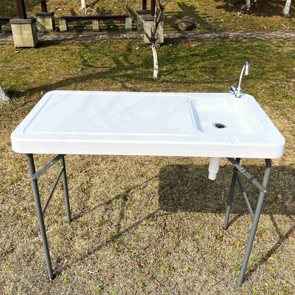 Dining Outdoor Outdoor Fish and Game Cutting Cleaning Table w/Sink and Faucet - WHITE